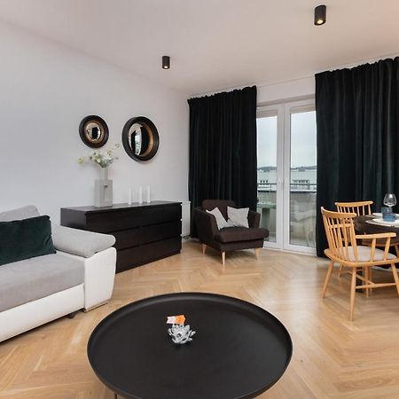 Superior Apartment With Balcony & Parking Gdansk By Noclegi Renters Prestige Exterior photo