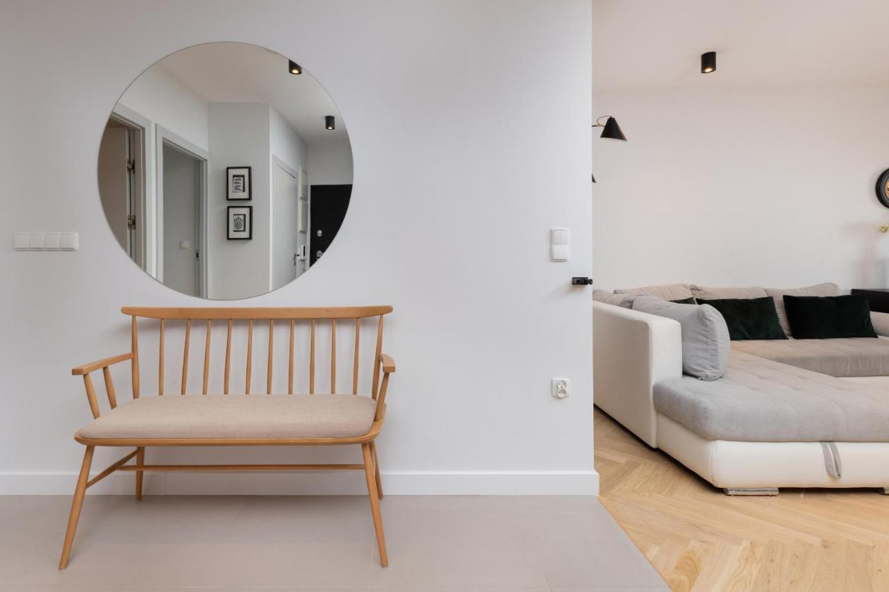 Superior Apartment With Balcony & Parking Gdansk By Noclegi Renters Prestige Exterior photo